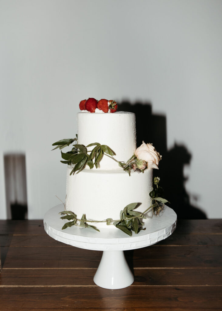 elegant two tiered wedding cake