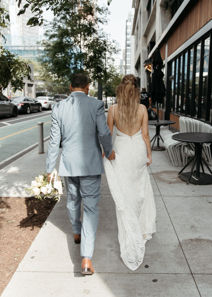 bride and groom downtown wedding photos